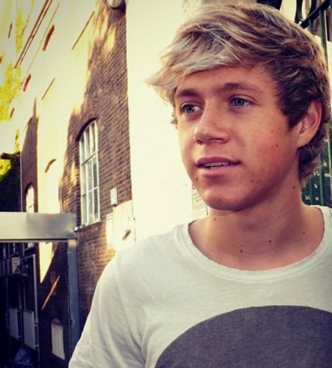 tumblr_mbonckY6EV1rvm908o1_500