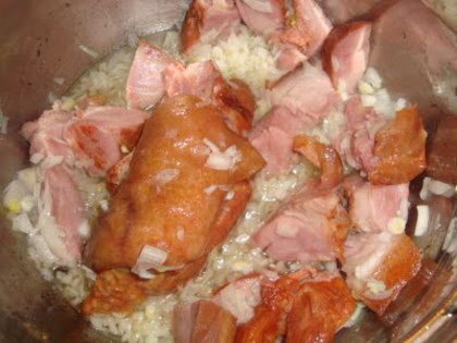 IAGNIE DE FASOLE CU CIOLAN