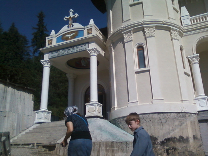 EPISCOPIA  DE STIL VECHI DE LA SLATIOARA
