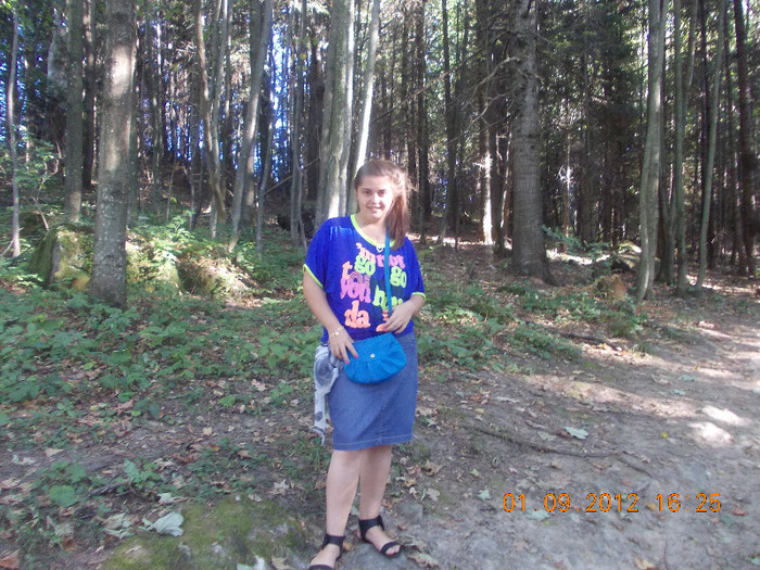 SPRE PESTERA SF TEODORA
