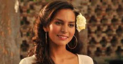 imagesCA17R7KB - Genesis Rodriguez