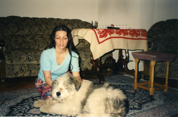 DIANA de Romania COHANCIUC CRM - Ciobanesti mioritici produsi in canisa de Romania - The mioritics dogs made in de Romania  Kennel