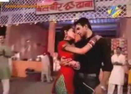  - sara khan20
