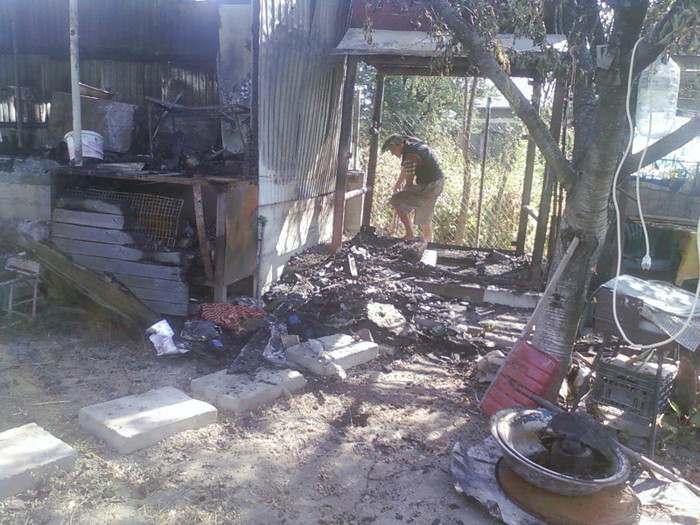 Fotografii-0189 - august 2012 vacanta cu garajul ars