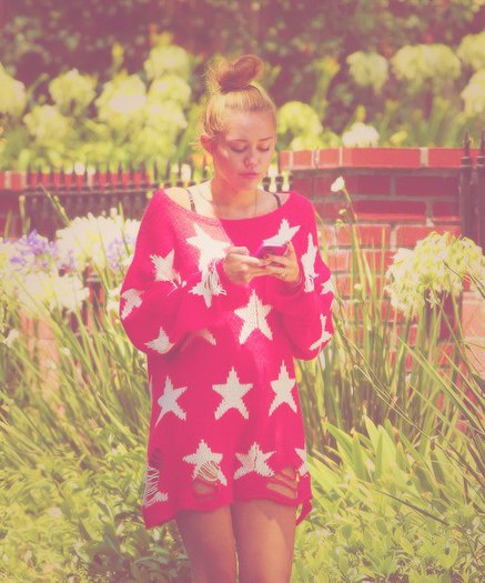 tumblr . miley 00 (6) - 0x - Tumblrs - with - Miley