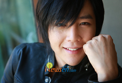 Tu chiar esti o mare proasta cu "P" mare  :))))