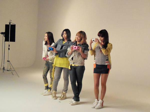 2ne1
