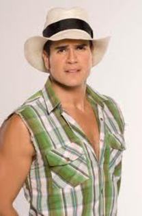 imagesCAITJK1A - Daniel Arenas