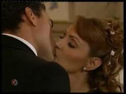 imagesCA5ZOBW9 - Destilando Amor-Tequila cu suflet de femeie