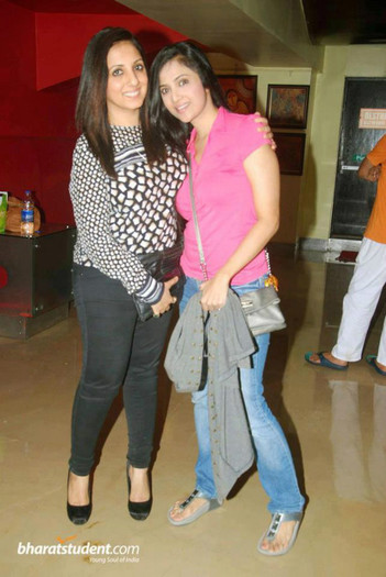560317_371216646289225_1636769898_n - xxShilpaxx