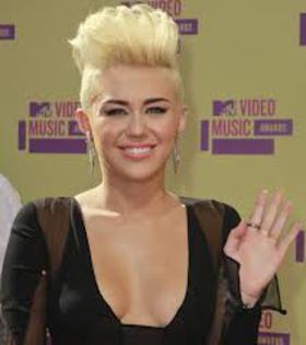 0265+9 - miley cyrus