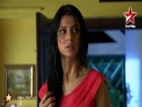  - Jennifer Winget In TMLS