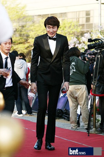 Kwang Soo