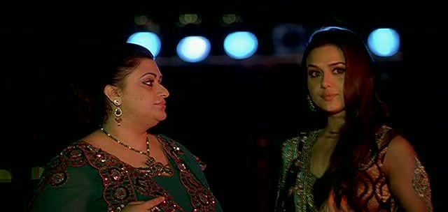 Preity in MAMK (50)