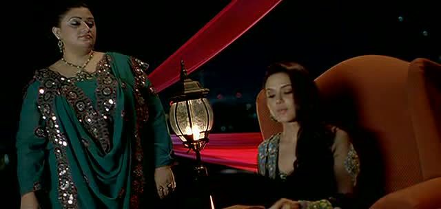 Preity in MAMK (259)