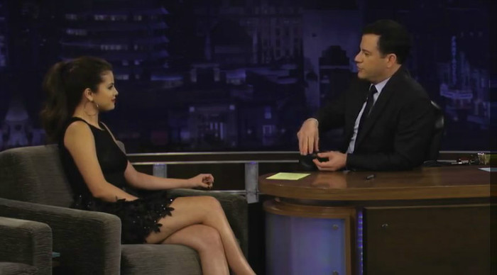 bscap0412 - xX_Selena Gomez on Jimmy Kimmel Live