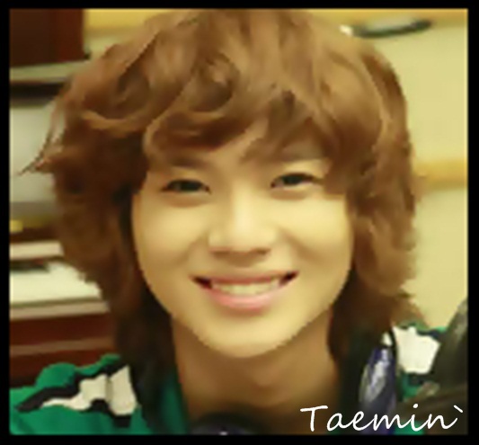 x. mie,nu :P hehe,suntem the red couple :)) x. mie,nu :P hehe,suntem the red couple :))