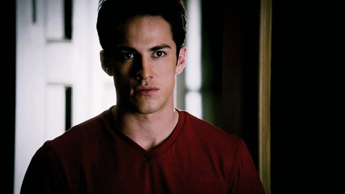 ღ. defapth nup...n`am de gand sa`l mai ocolesc...vreau sa vb foarte clar despre astha...