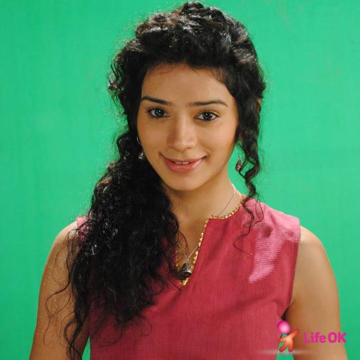  - Sukirti Kandpal In Hum Ne Li Hai Shapath