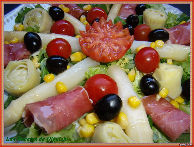 salata cu sparanghel; rosii, centrul fructului de anghinare,sunca,salata....
