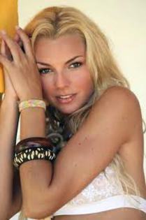 imagesCAOODMJR - Marjorie de Sousa