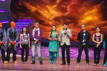 23935_369673599780773_275037215_n - sara khan20