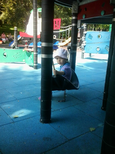 2012-08-17 12.35.37