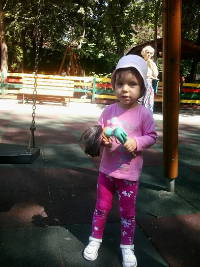 2012-08-28 12.01.53