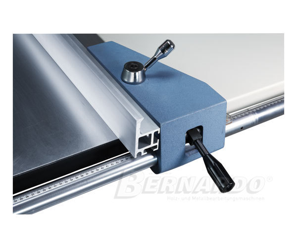 Basic-CSM-Limitatorul paralel anodizat permite prin forma speciala, citirea aceleasi mase, indiferen; Pret: 2250 euro fara tva
Departament Vanzari: 
0730 260 452
comercial@emtools.ro
www.emtools.ro
www.ebernardo.ro
www.eagricol.ro
