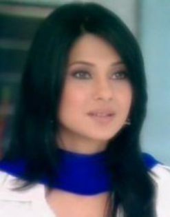 248898_225996984092687_188816977810688_1004636_1960950_n - xxJennifer Winget smilexx