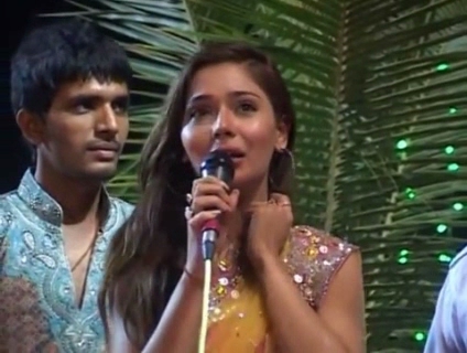 00_00_11 - sara khan20