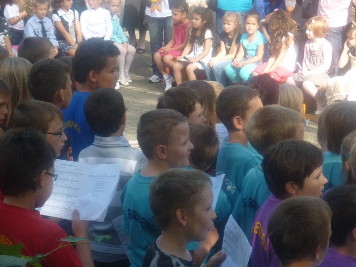 Michael Bilder 137 - NEPOTII IN TIMPUL LIBER