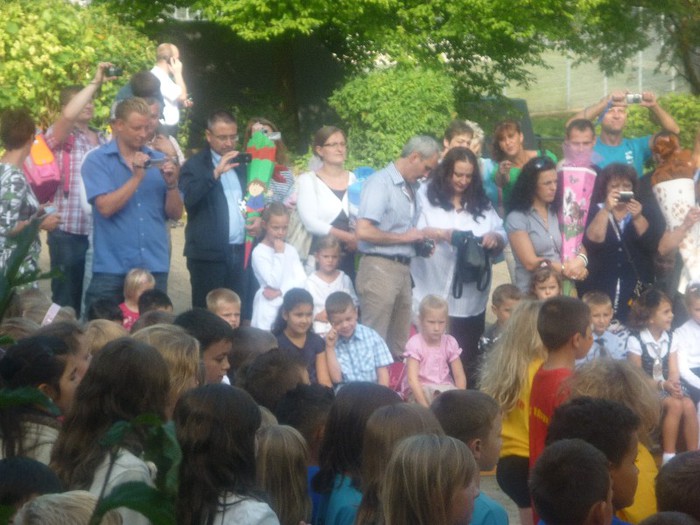 Michael Bilder 139 - NEPOTII IN TIMPUL LIBER