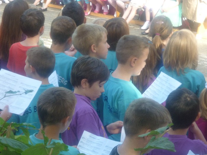 Michael Bilder 146 - NEPOTII IN TIMPUL LIBER