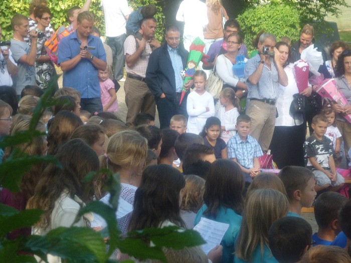 Michael Bilder 147 - NEPOTII IN TIMPUL LIBER