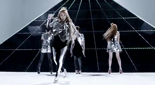  - 2ne1 - I AM THE BEST
