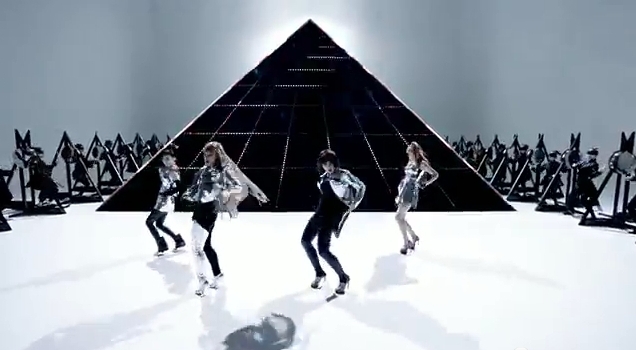  - 2ne1 - I AM THE BEST