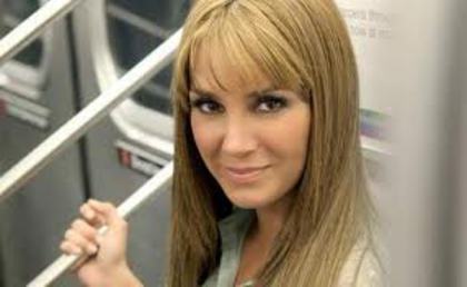imagesCA9S6UJV - El rostro de la venganza-Chipul razbunarii