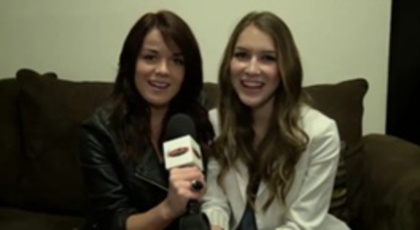 264px-Jade_and_Nathlia_Fanlala_interview