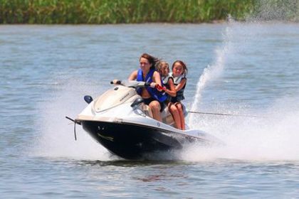 normal_1 - Jetskiing in Georgia 2009