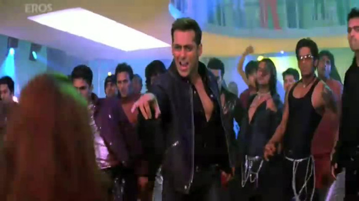vlcsnap-00118 - Go Balle Balle