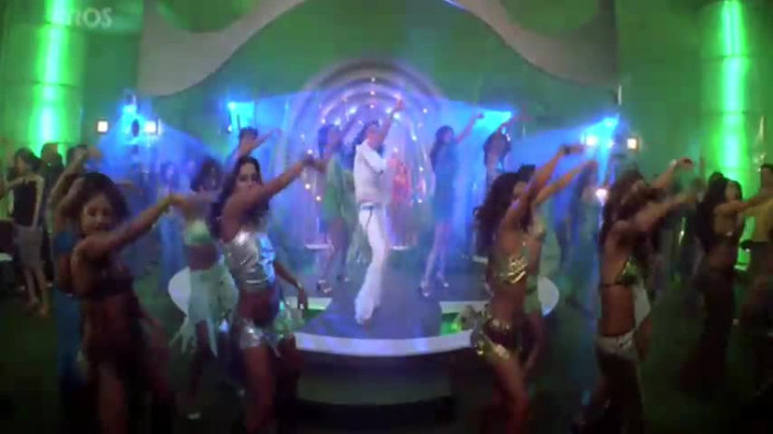 vlcsnap-00162 - Go Balle Balle