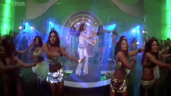 vlcsnap-00164 - Go Balle Balle