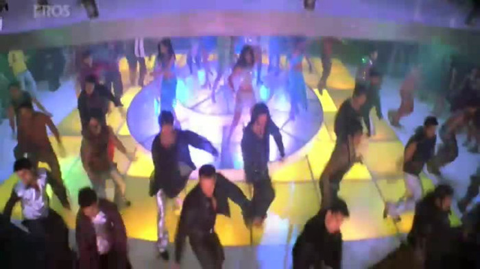 vlcsnap-00177 - Go Balle Balle