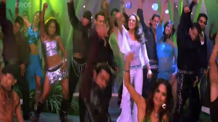 vlcsnap-00276 - Go Balle Balle