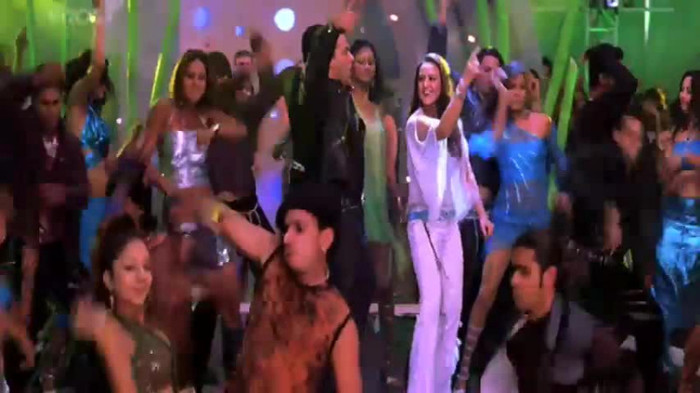vlcsnap-00285 - Go Balle Balle