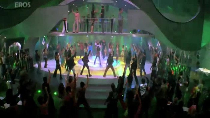 vlcsnap-00421 - Go Balle Balle
