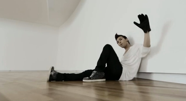  - Big Bang - Beautiful Hangover
