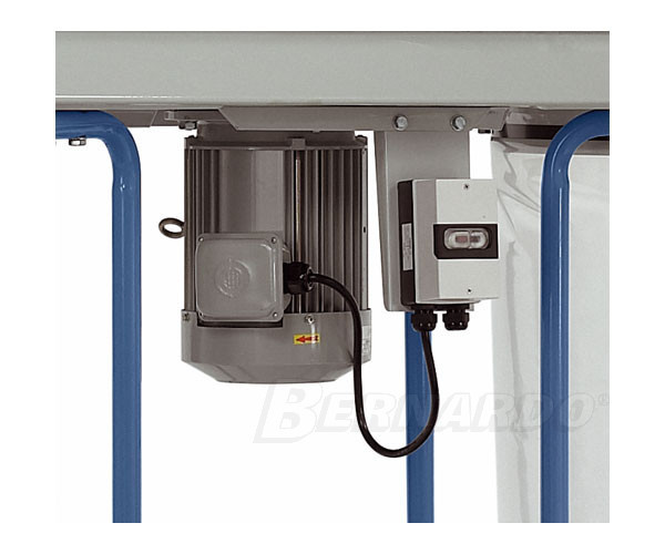 FT502SF-La folosire continua, motorul puternic asigura o capacitate constanta de aspiratie; Pret: 1250 euro fara tva
Departament Vanzari: 
0730 260 452
comercial@emtools.ro
www.emtools.ro
www.ebernardo.ro
www.eagricol.ro
