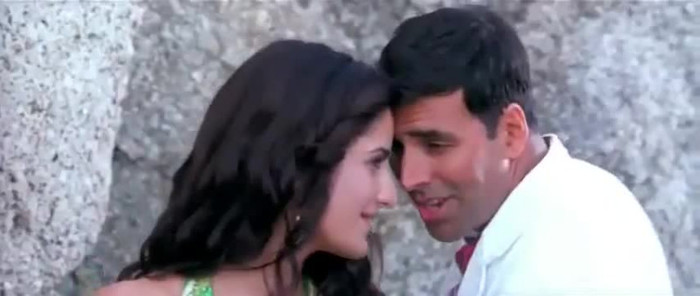 vlcsnap-00159 - Uncha Lamba Kad